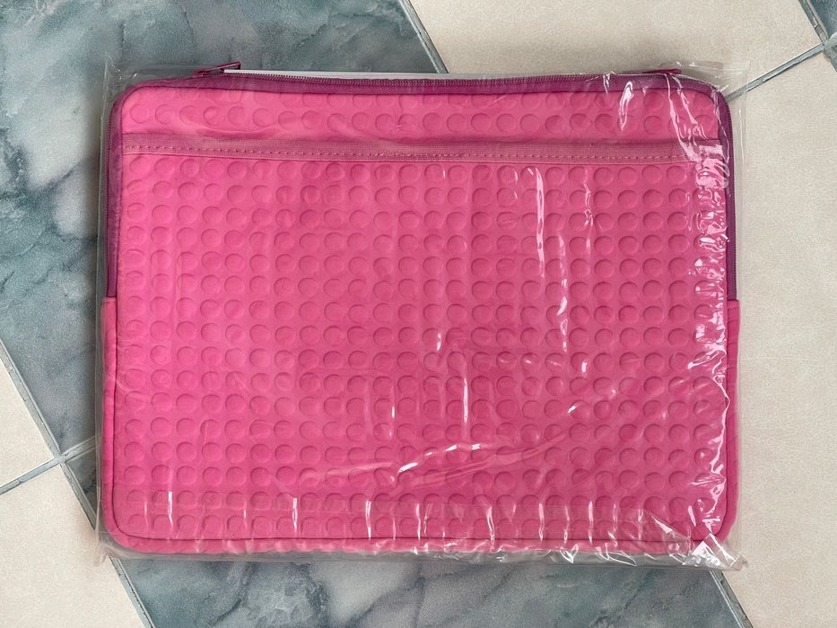 Чохол до ноутбука LaCie Formoa 13'' Pink