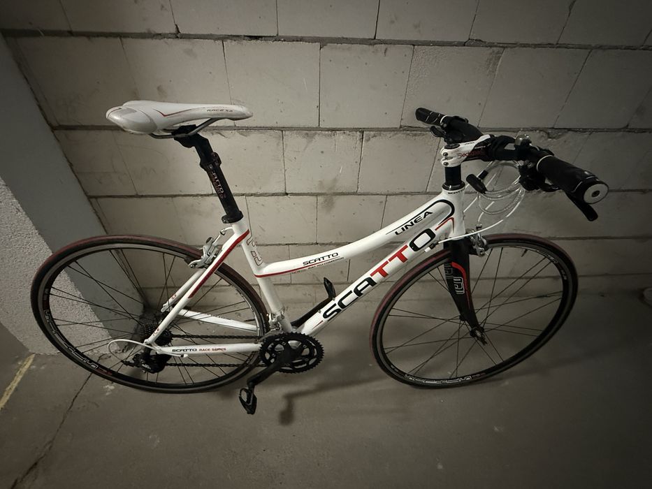 Rower szosowy Scatto Linea , widelec Carbon