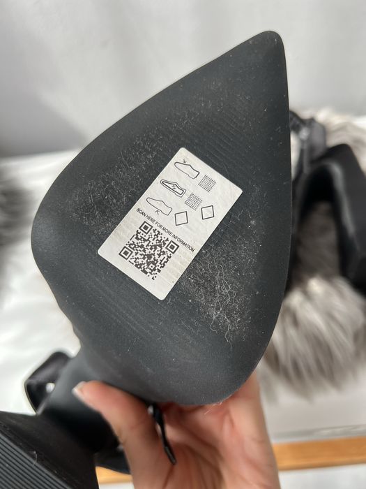 Buty na platformie satynowe Asos