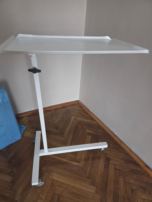 Stolik medyczny/ zabiegowy