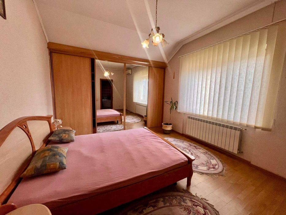 Оренда просторого окремостоячого будинку по вул. Сигнівка