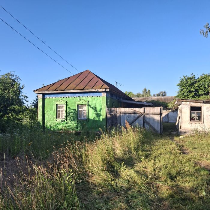 Будинок в селі Погребки