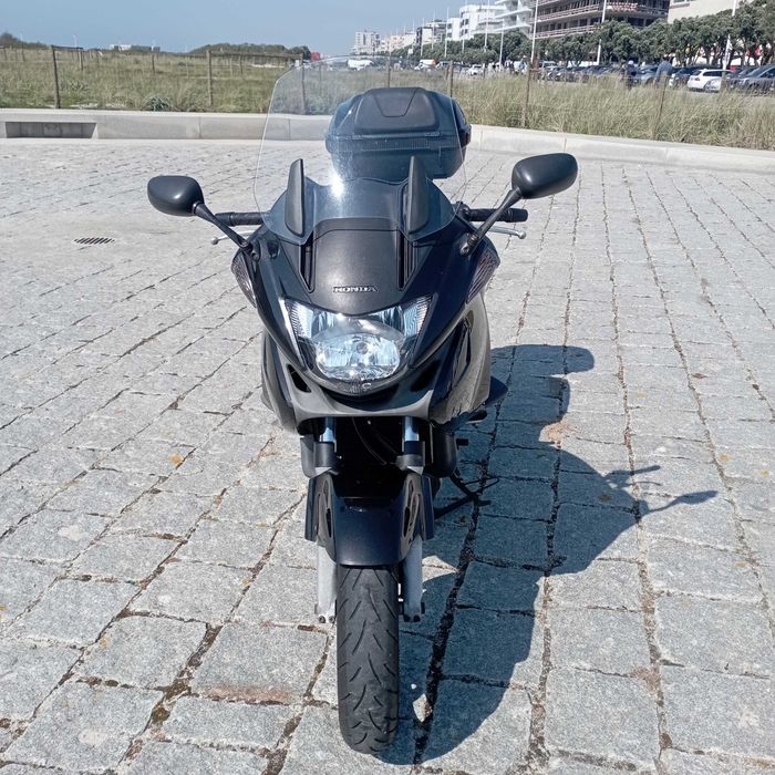 Mota Honda Deauville 700 NR de 2011