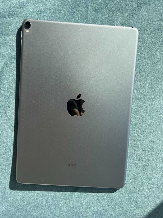 Pad Pro 10,5 - Modelo A1701 - ano 2017