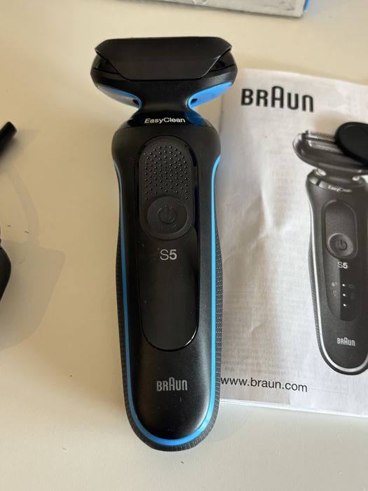Máquina de Barbear Braun Series 5 51-B1000s