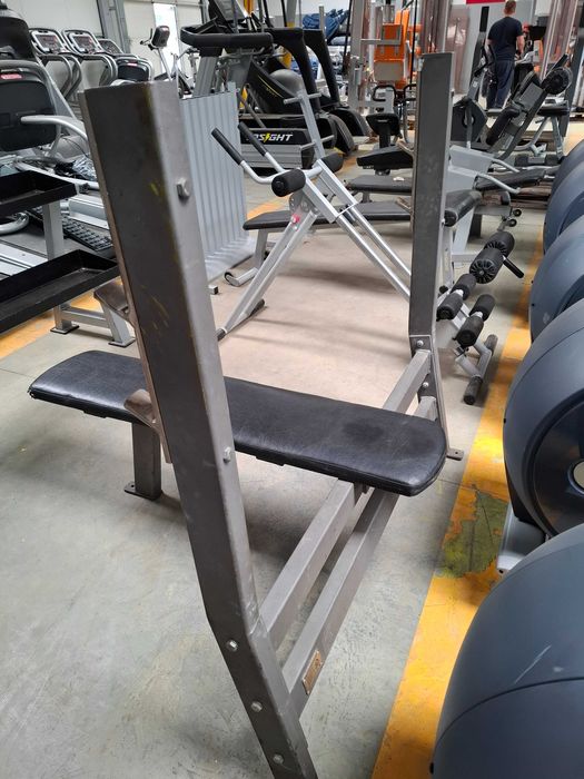 Ławka płaska pod sztangę Gymleco w stanie "as is"