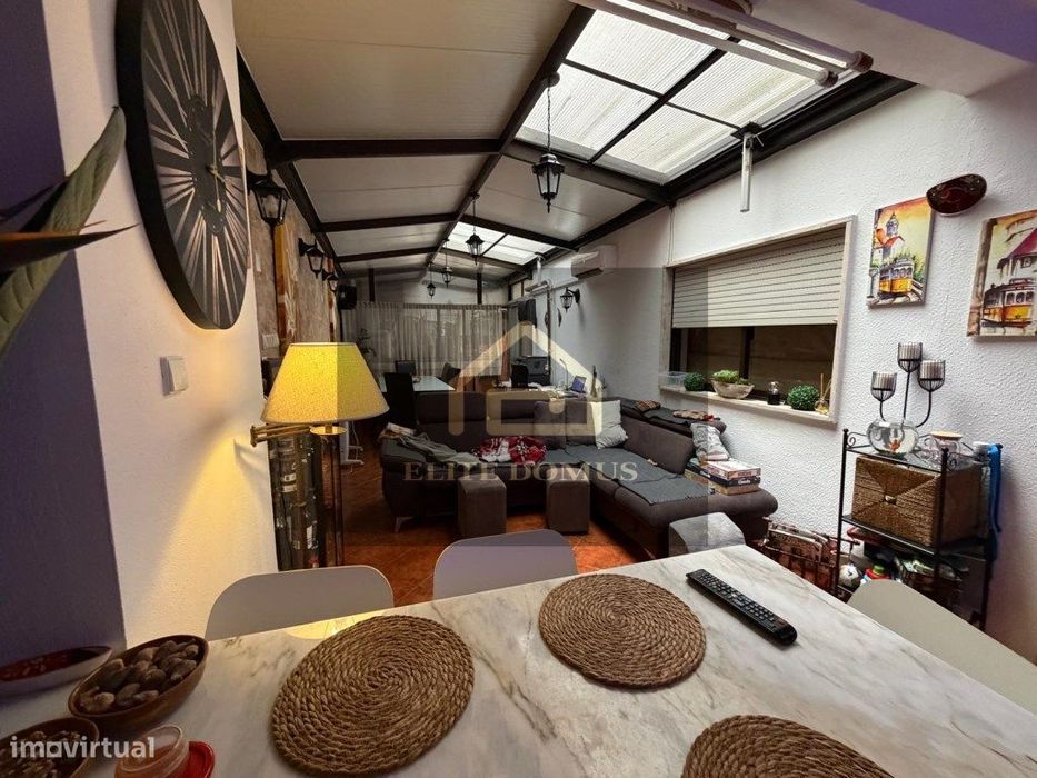 Magnífico Apartamento T3 com Terraço, Arrecadação e Estacionamento!