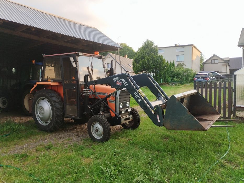 Massey Ferguson 255