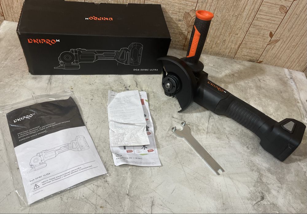 Акумуляторна болгарка Dnipro-M DGA-201BC ULTRA | Гарантія 2028