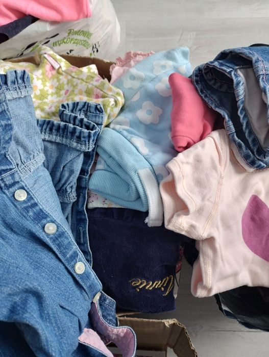 Ubranka niemowlęce. Cała wyprawka., ponad 100 sztuk. 70 groszy