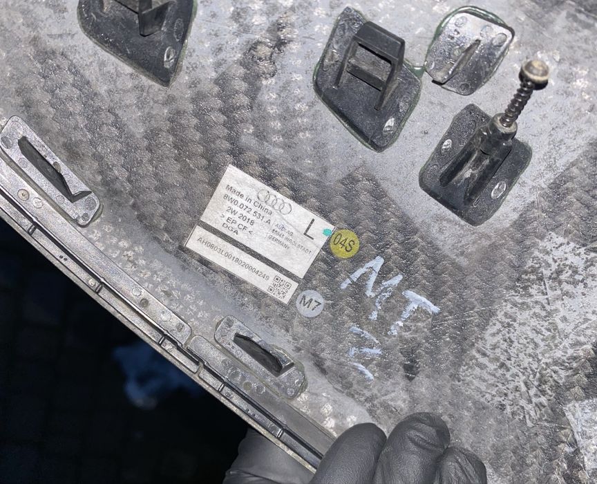 Накладка на дзеркало carbon карбон audi a4 a5 s4 s5 b9 f5 8w rs4 rs5