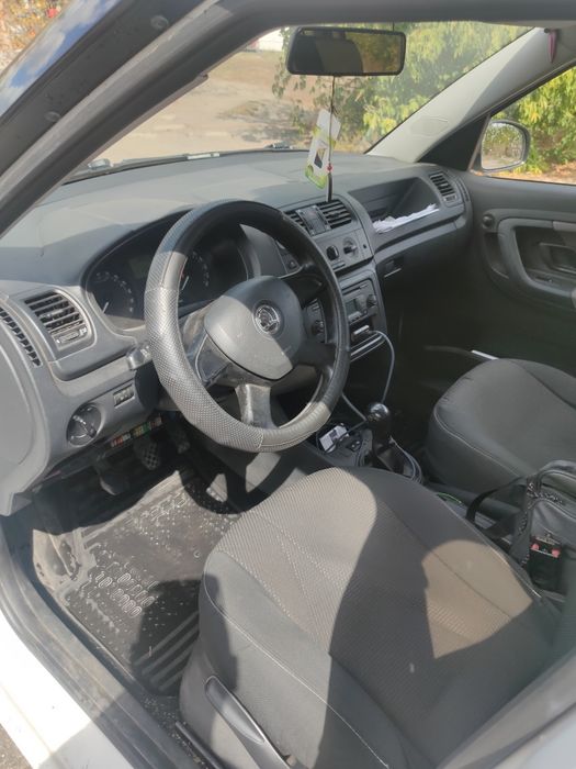 автомобиль Skoda