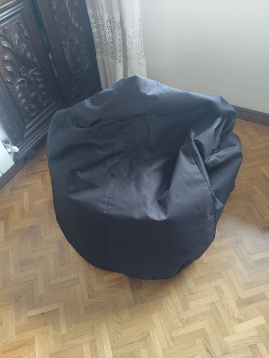 Puff preto em ótimo estado