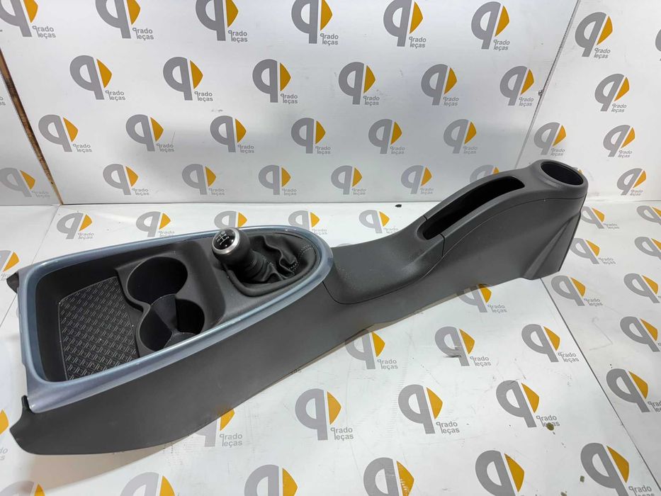 Consola central com moca Velocidades Toyota Aygo X 2022