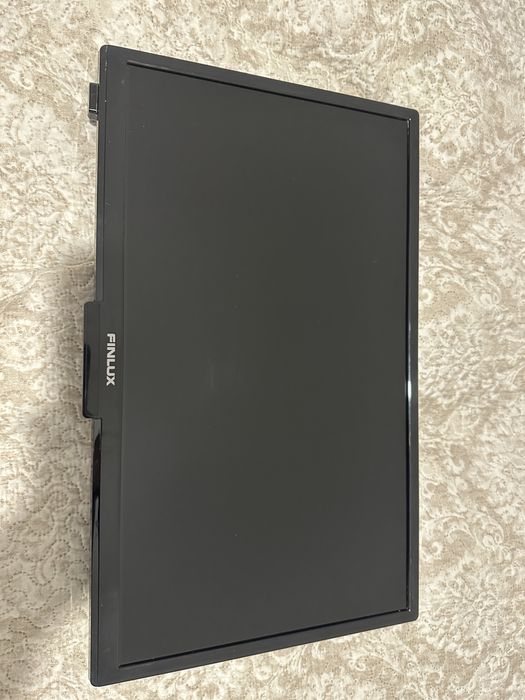 Tv Finlux 24” DVD Smart 12v DC
