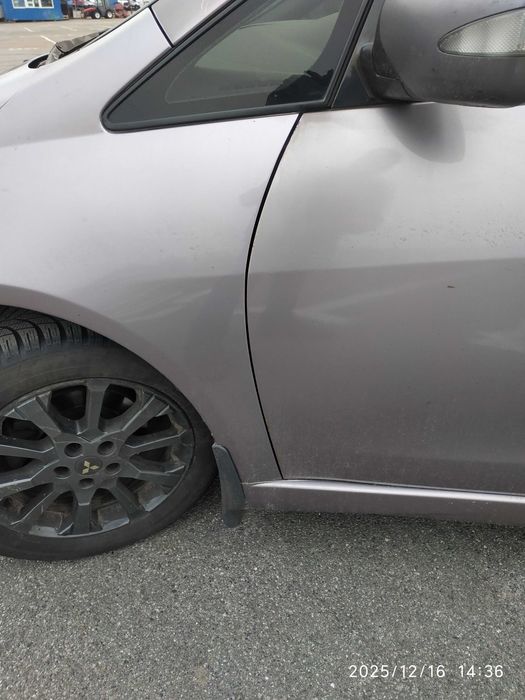 Mitsubishi Grandis 2006 Автомат