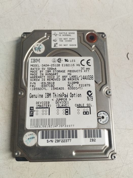 Dysk twardy IBM Travelstar (model DADA-25120) o
