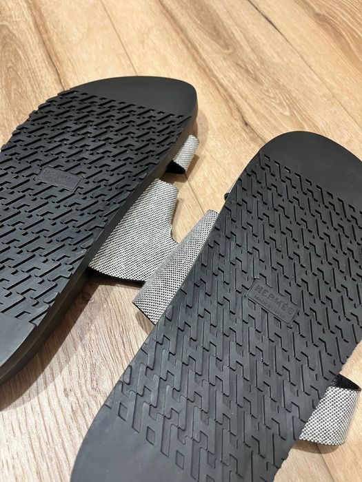Stylowe męskie klapki premium, wzór H, rozmiar 43, nowe