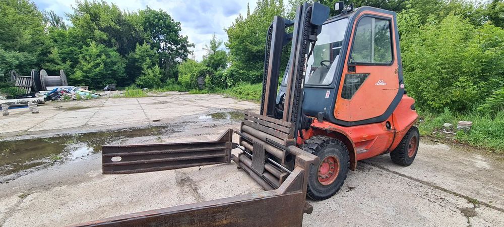 Linde 45D  Wózek widłowy Linde H 45 D z chwytakiem