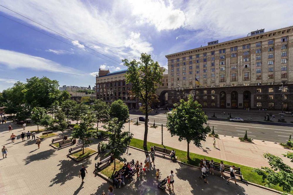 2 к Хрещатик 21, з терасою, метро  Майдан, Крещатик