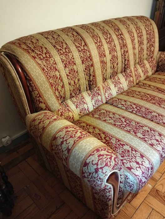 Sofá Cama com três lugares