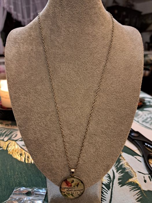 Srebny lancusxek z przywieszka