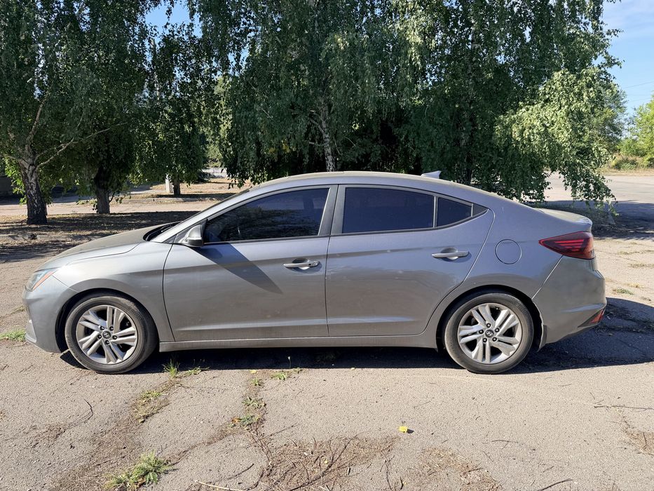 Продам Hyundai Elantra