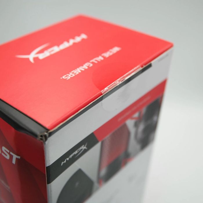 Новий мікрофон HyperX Quadcast