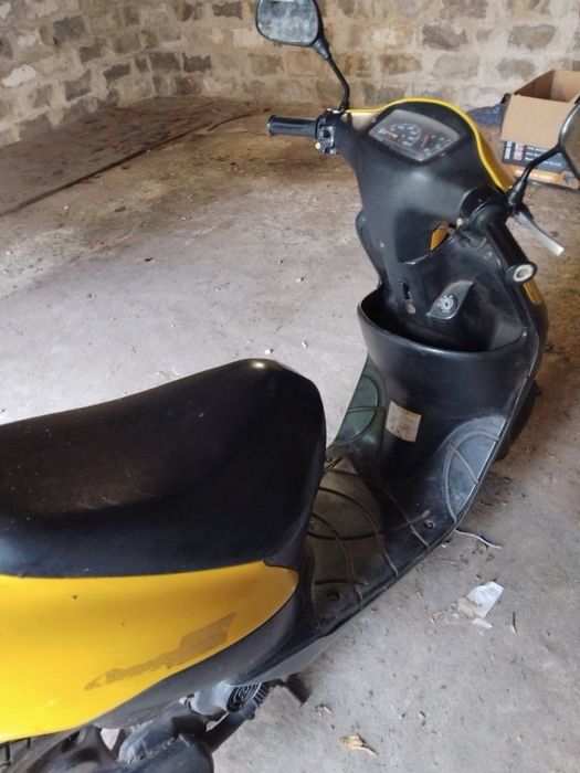 Продам скутер Suzuki lets 2