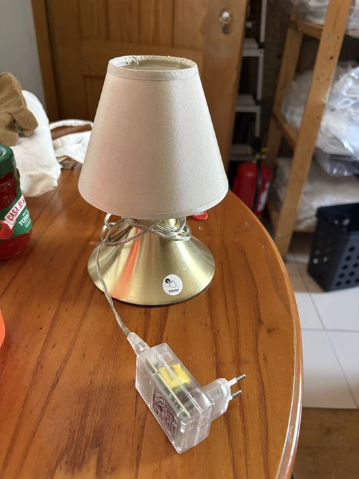Candeeiro de mesa touch