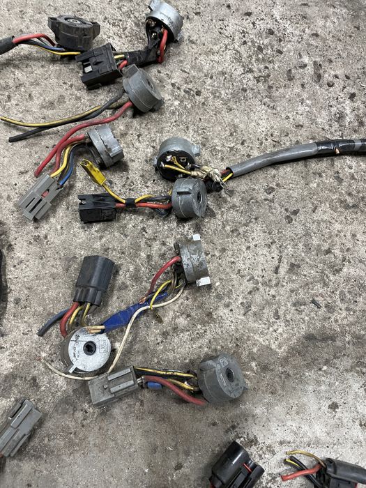 Контактная група форд сиерра/скорпио зажигание: 250 грн. - Другие ...