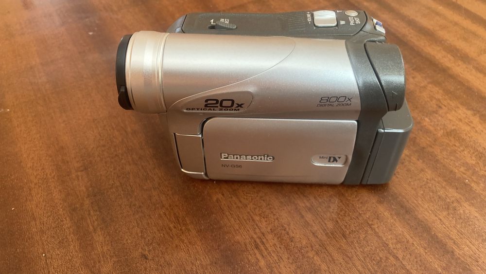 Видеокамеры Panasonic NV-GS6