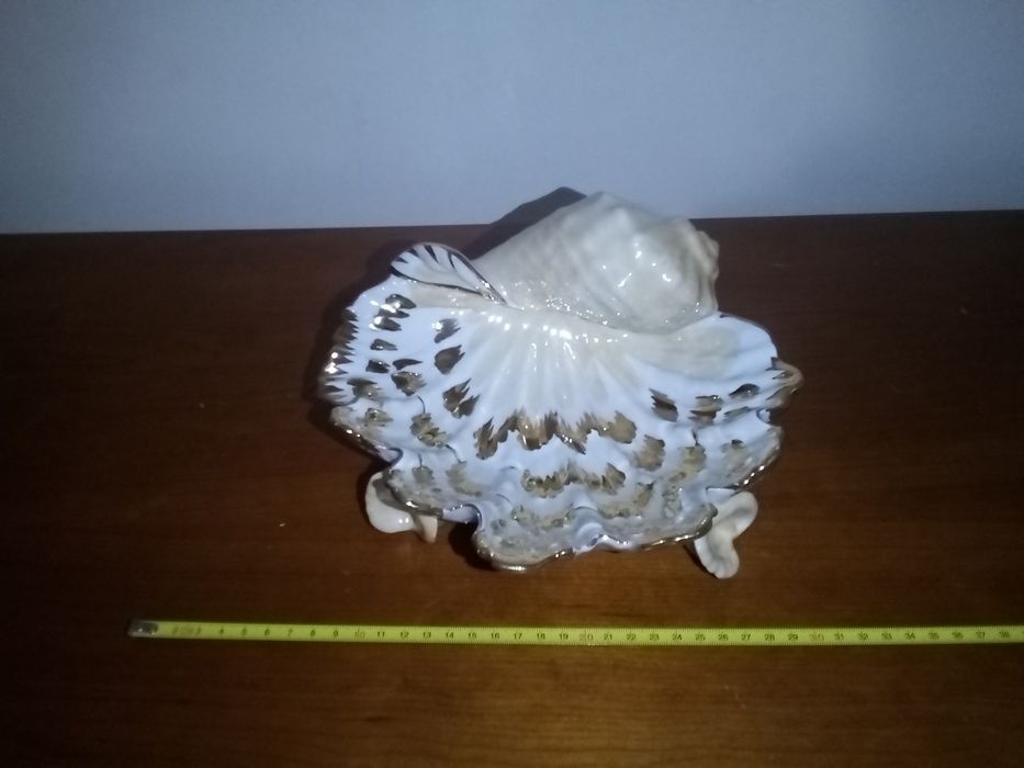 Конфетница большая.