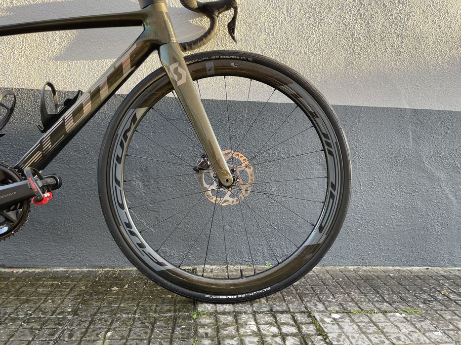 Bicicleta Scott Addict RC 40