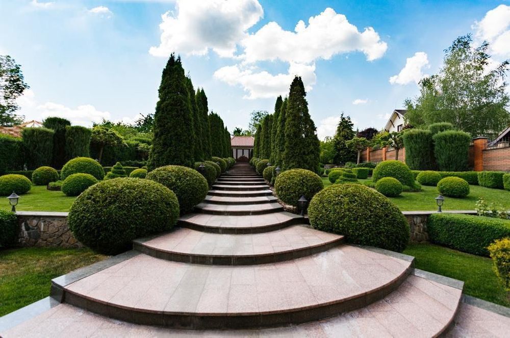 Одеська траса.с.Іванковичі.Будинок з меблями. 20сот ландшафтний дизайн