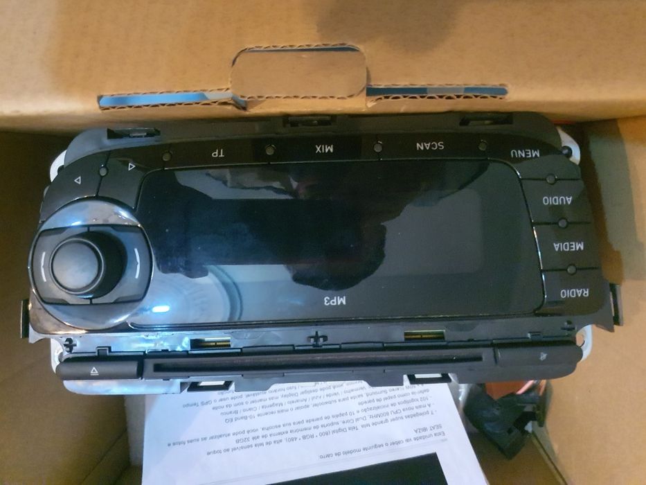 Auto Radio Seat Ibiza J6 original completo