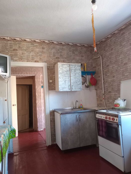 Продам будинок на Горьком.