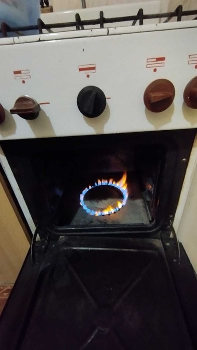 Плита газова б\у працююча