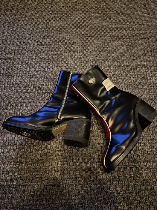 Botas Chevignon em pele