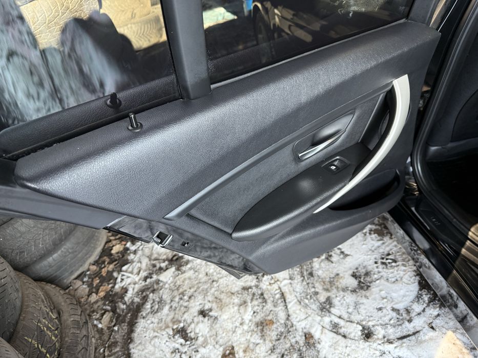 Продам Bmw 328i 2013р Легкі пошкодження