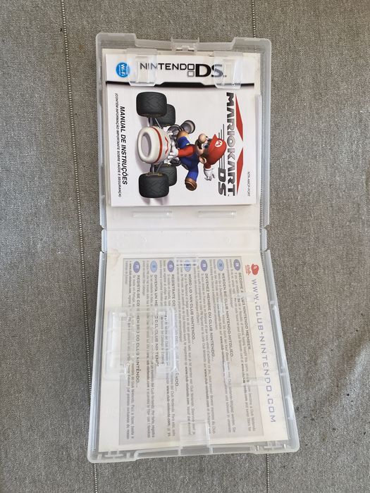 Caixa MarioKart DS com todos os manuais