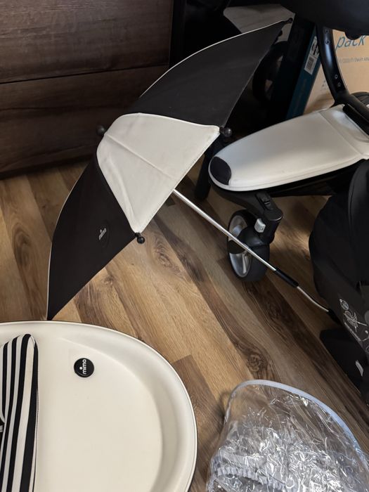 Wózek Mima Xari zestaw pełny z fotelikiem i bazą isofix