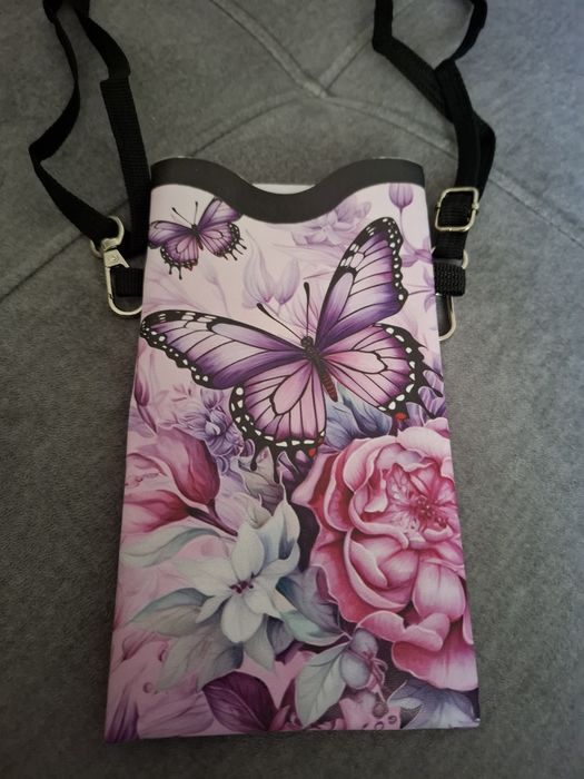 Etui na telefon ,okulary Nowe piekne motyle 17x10