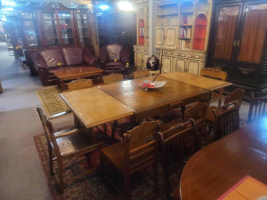 Mesa antiga extensível - Muito bom estado geral - Só a me