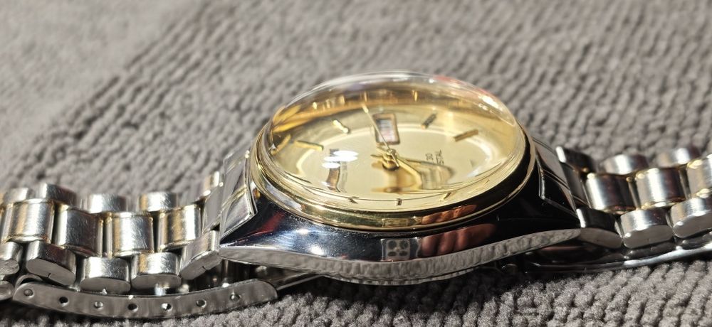 Citizen automatic Miyota 8200