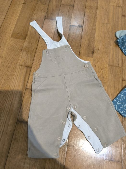 Jardineira e babygrow para menino de 3 meses