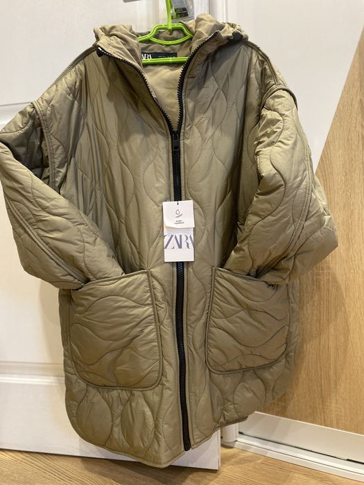 Стьобана куртка від Zara розмір S
