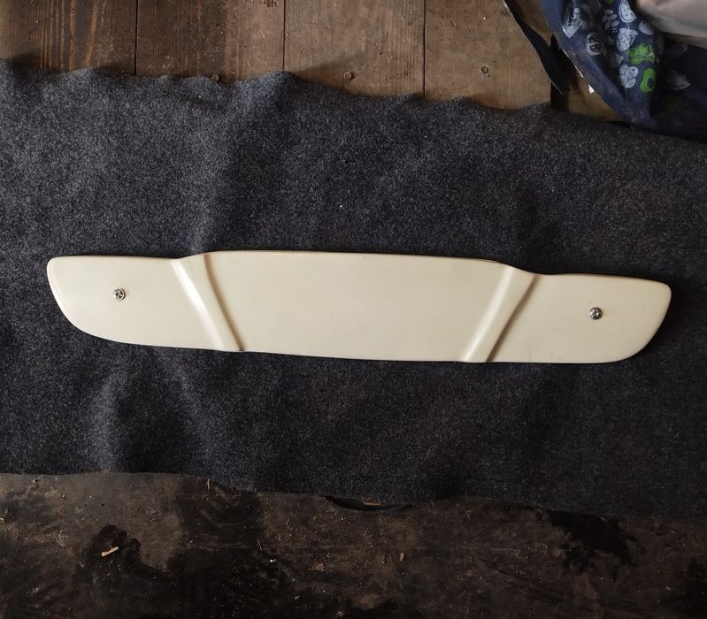 Закрита решітка радіатора ,заглушка радіатора Daewoo Lanos