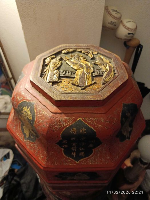 Tigela de Aperitivos Madeira Lacada Assinada China Séc XIX 42 cm