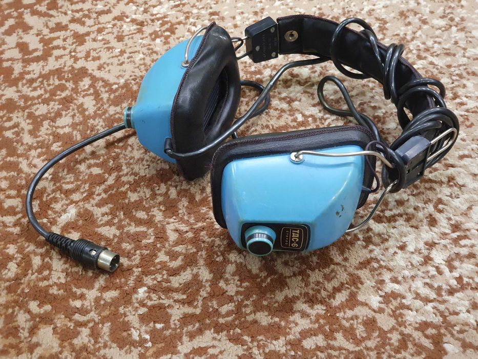 Старовинні радянські навушники ТДС-6 Стерео